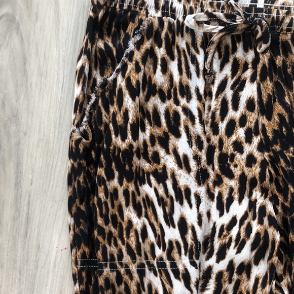 Olivaceous Leopard Joggers - Picture 2 of 4